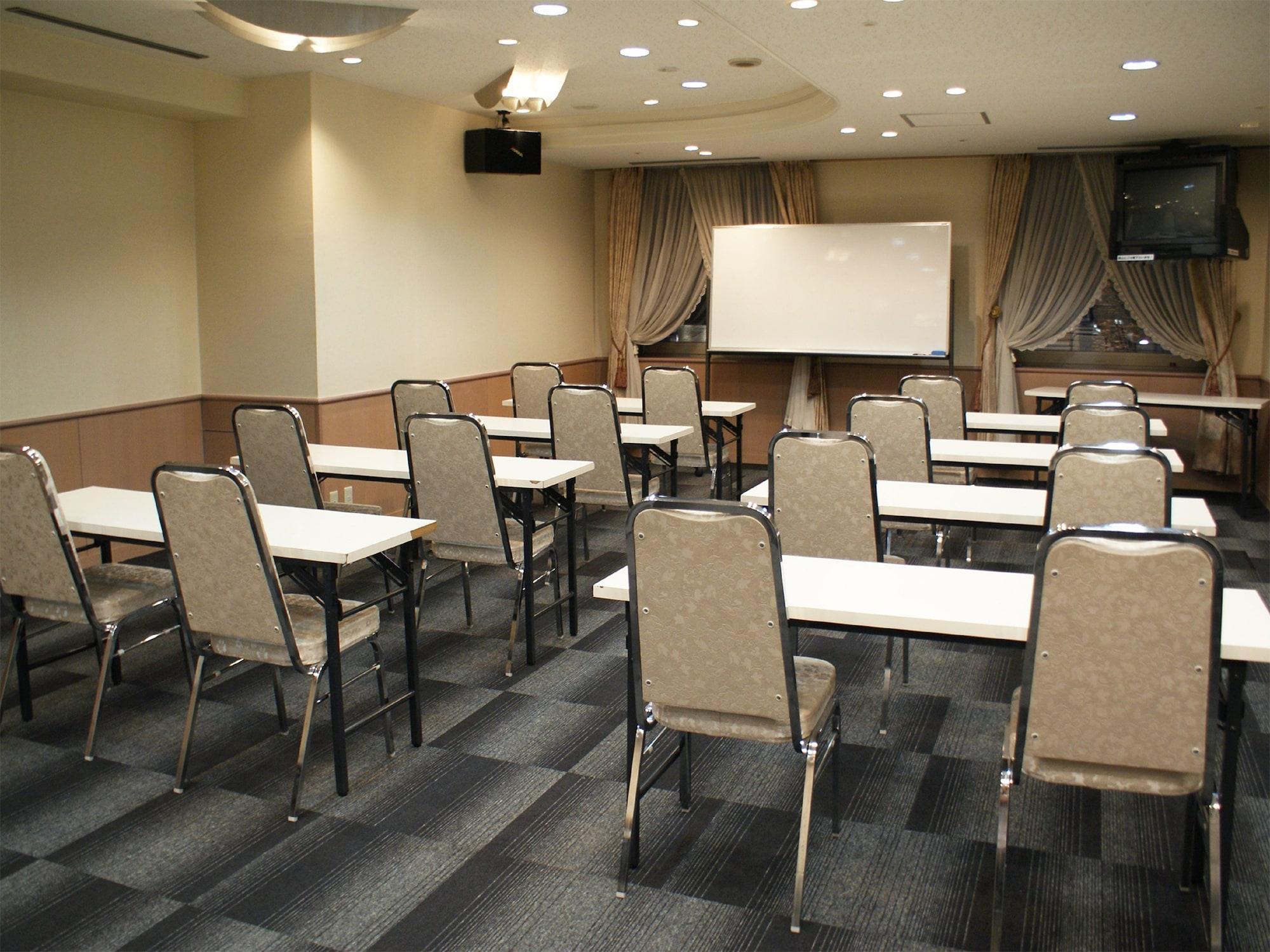 Hotel Livemax Sapporo Nakajima Park Grande Dış mekan fotoğraf